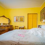 La Casa Dei Paggi Bed & Breakfast 3*
